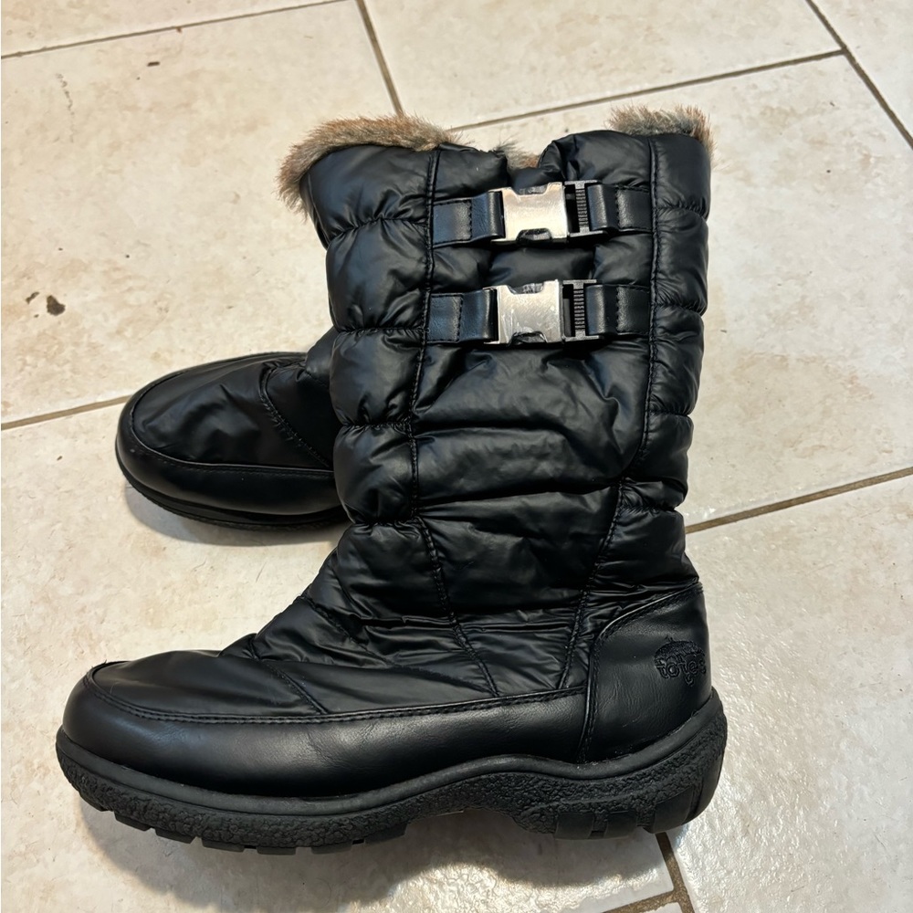 Totes Women’s Waterproof Faux Fur Puffer‎ Snow Boots Black Size 7